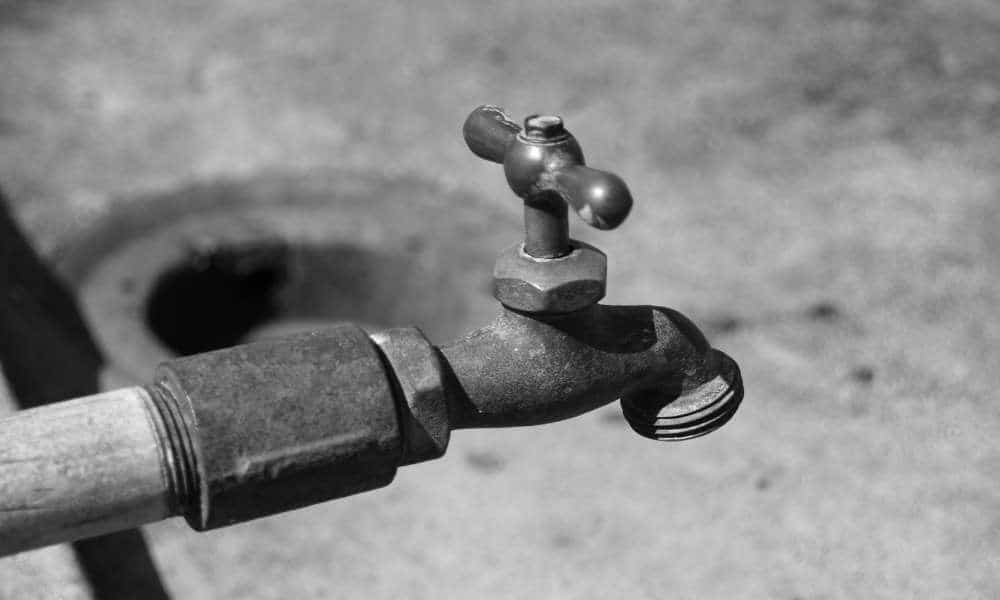 DIY Winter Pipe Protection: Complete Guide to Insulating Outdoor Water Lines and Faucets